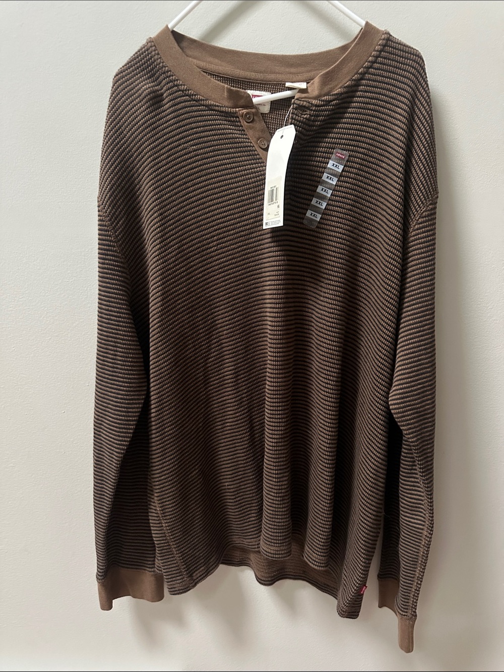 Levi's Men's Brown Ribbed Crewneck Henley Sweater